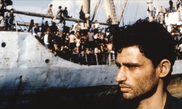 Fotograma de la película 'Lamerica'.