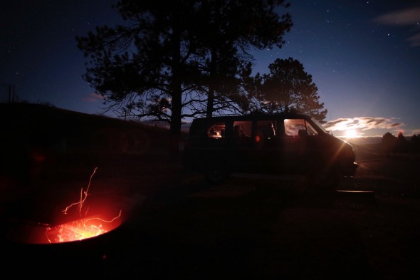 Así pasaban algunas noches. Esta fotografía se tomó en Estados Unidos. Foto: Andoni Canela. 