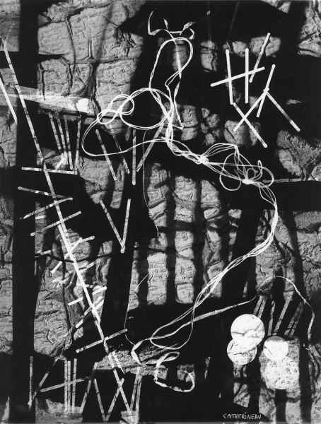 Roger Catherineau Photogramme [Fotograma], 1957 Plata en gelatina. Copia de época, 39,5 x 29,8 cm Gitterman Gallery, Nueva York 