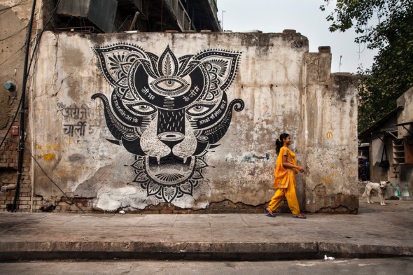 Un muro en India dibujado por Boa Mistura.