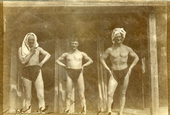 Soldados alemanes de la Primera Guerra Mundial después del baño, 1914. (Archivo de Alexis W.)