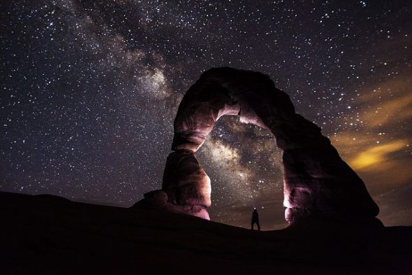 La hora del planeta en el parque natural Arches Park en el estado de Utah en Estados Unidos. Foto: Pixabay.
