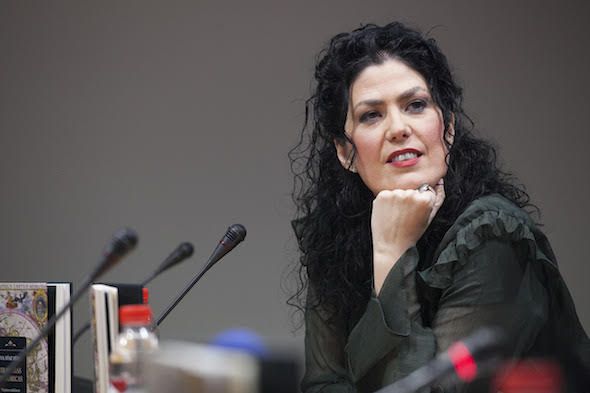 La escritora y periodista Eva Díaz Pérez. Foto: Luis Serrano.