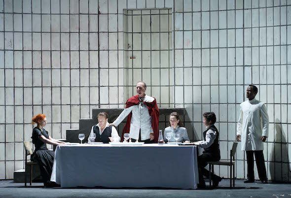 Una escena de la ópera Lucio Silla de Mozart con la que el Teatro Real abre su nueva temporada. Foto: Javier del Real. 