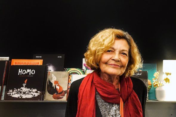 Mercedes Bouzo, editoria de Narval, en la galería madrileña Mad is Mad. Foto: Manuel Cuéllar. 