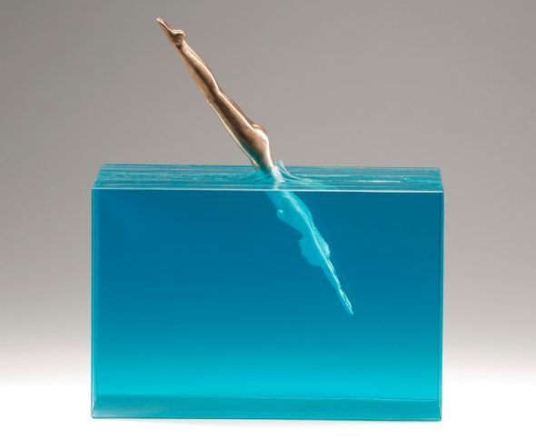'Saltadora', escultura de vidrio de Ben Young.