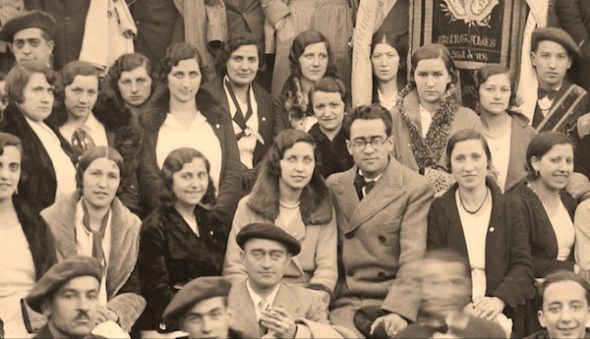 Antonio José, en el centro con gafas, aceptó el cargo de director en 1929 y con su esfuerzo y total dedicación el Orfeón alcanzó la madurez y el reconocimiento. Foto: Archivo Municipal de Burgos. 