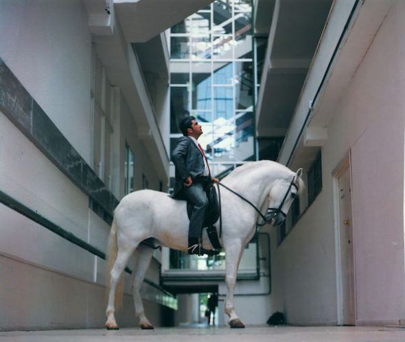 Fernándo Sánchez Castillo. Arquitectura para caballo. 2002. 