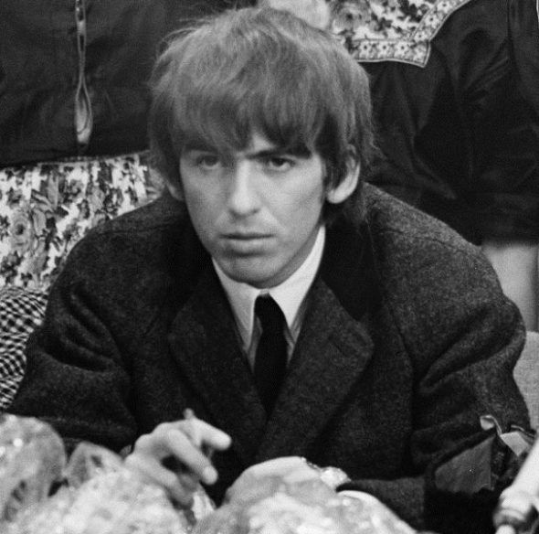 El beatle George Harrison en 1964.