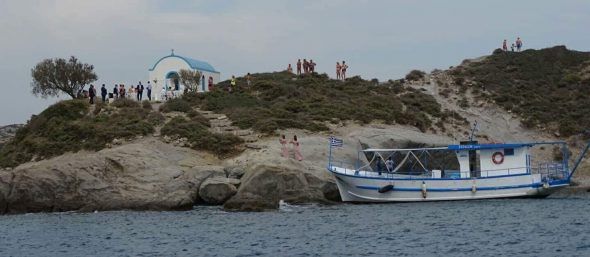Boda griega en el islote de Agios Nikolaos, frente a Kos.
