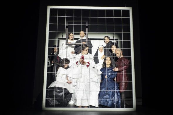 Un momento de 'Calderón' la obra de Pasolini que se representa en los Teatros del Canal. Foto: Luca del Pia.
