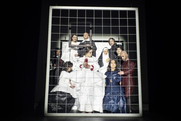 Un momento de 'Calderón', la obra de Pasolini que se representa en los Teatros del Canal. Foto: Luca del Pia.