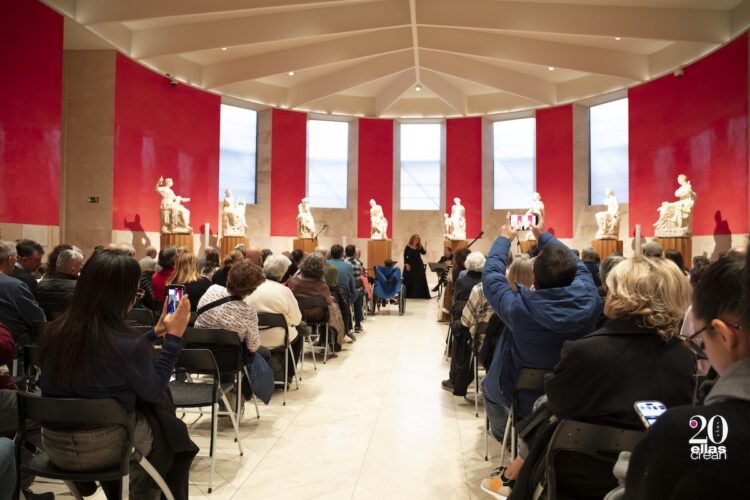 Raquel Andueza y La Galanía, en la Sala de las Musas del Museo del Prado, ha abierto el festival 'Ellas crean' el pasado fin de semana con un concierto de música barroca. Foto: Elena Quintanar.