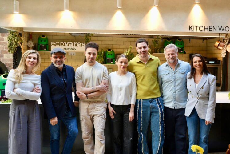 Presentación de EcoVares by Ecovidrio con cinco de los mejores chefs dueños de restaurantes sostenibles.