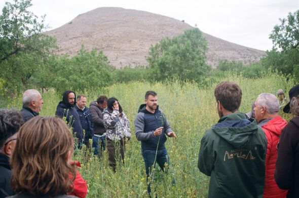 Miguel Ángel Gómez es, a sus 37 años, productor de almendras años y doctor investigador en agronomía en la Universidad de Almería.