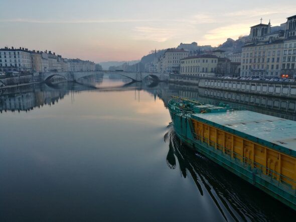 Una imagen de Lyon en la que podria escucharse el silencio de la ciudad. Foto: CC: 