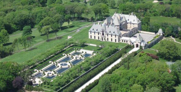 The Oheka Castle, convertido hoy en hotel de lujo, en Huntington, Long Island, Nueva York. 