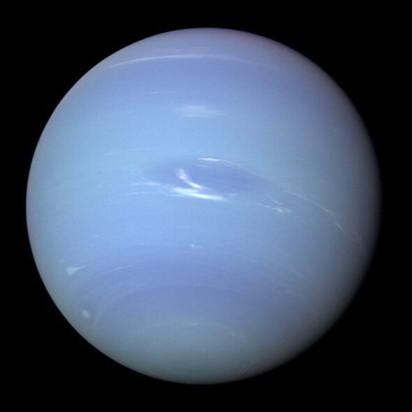 Neptuno en 1989 captado por la sonda Voyager 2.