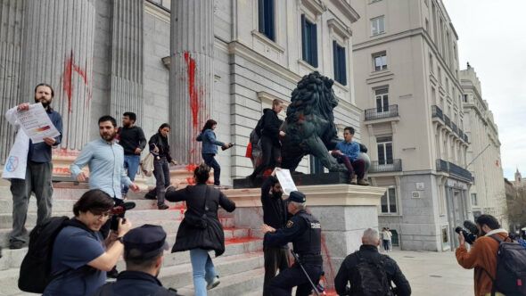 Concentración de científicos contra el negacionismo en Madrid. 