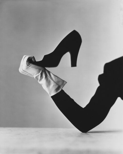 Irving Penn. Guante y zapato. Nueva York. 1947.