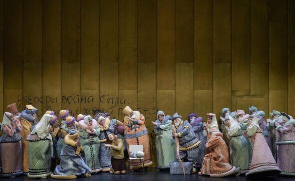 Primer acto de El Cuento del Zar Saltán en el Teatro Real. Foto: Javier del Real.