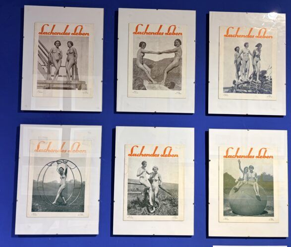 En la exposición ‘Weimar, la República del Sexo 1919-1933’, podemos ver portadas de revistas lésbicas (llegaron a publicarse cuatro en esa década), como estas.